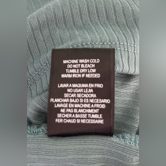 YMI Wrap Top Women’s M Green Ribbed Jersey V Neck Short Sleeve Tie Waist - Picture 9 of 9